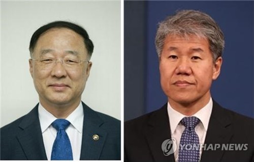 홍남기 경제부총리 후보자(왼쪽 사진)와 김수현 청와대 졍책실장. [사진 = 연합뉴스]