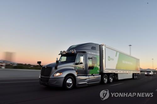 미국의 트럭 운영 업체 투심폴의 자율주행 트럭. [사진 = 연합뉴스]